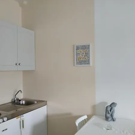 Apartment Theodora *